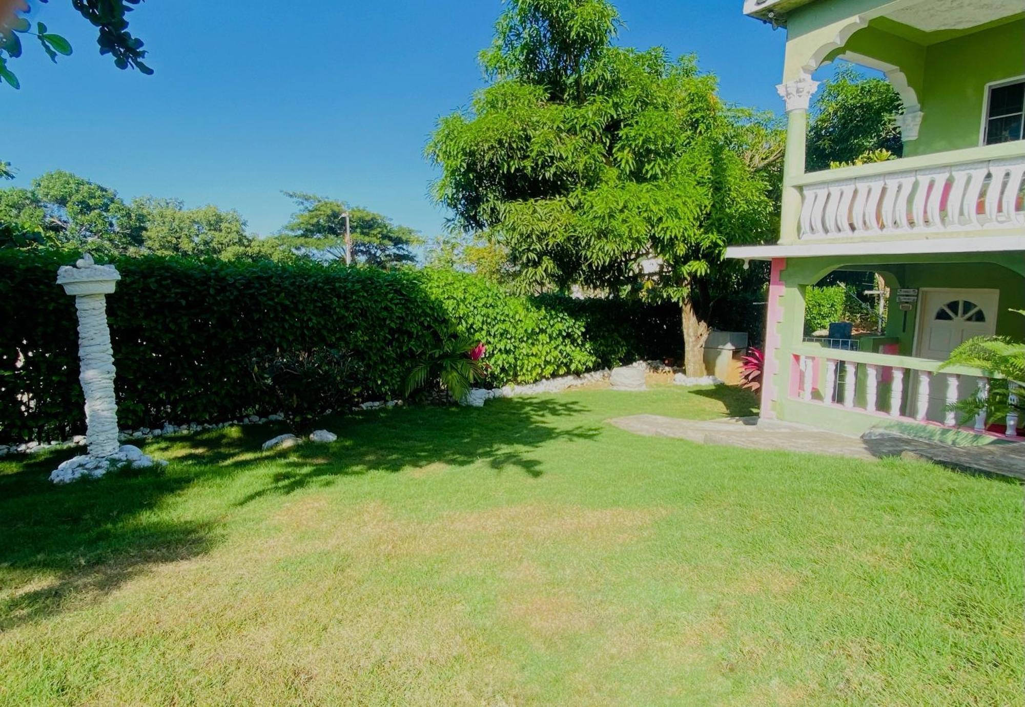 Cindy'S Garden Stay Ocho Ríos Exterior foto